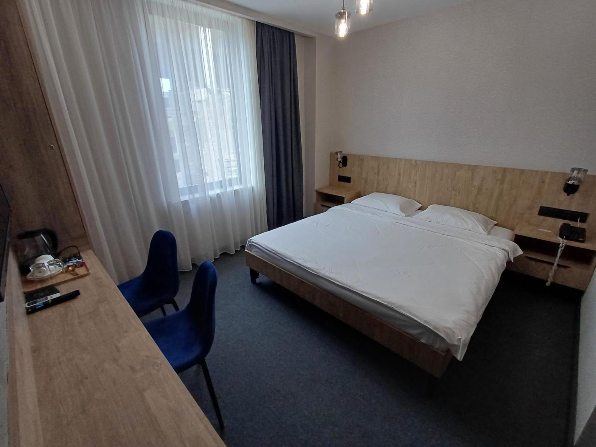 Old Avenue Hotel Гюмри Экстерьер фото
